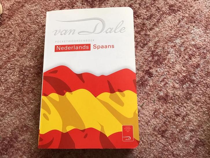 Nederlands Spaans woordenboek,van Dale woordenboek, Boeken, Woordenboeken, Zo goed als nieuw, Nederlands, Van Dale, Ophalen