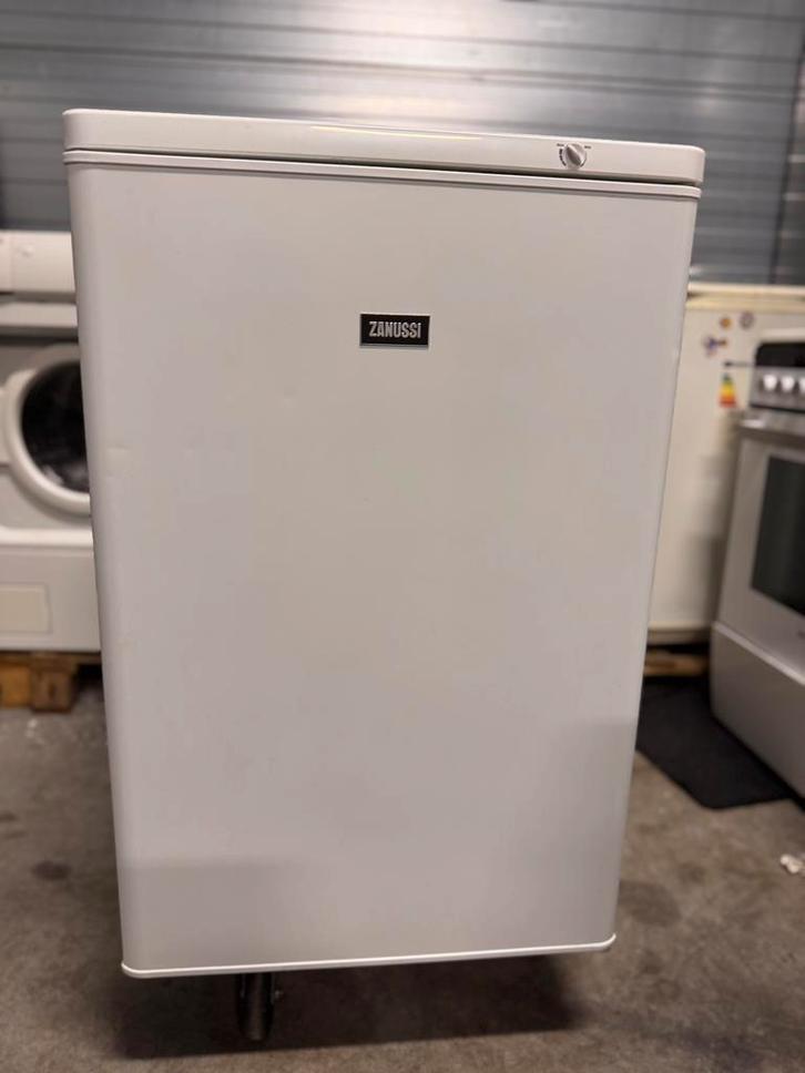 Nette ZANUSSI Vriezer vrijstaand tafelmodel met GARANTIE!, Witgoed en Apparatuur, Vriezers en Diepvrieskisten, Zo goed als nieuw