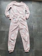Leuke roze fluffy pyjama xs, Kleding | Dames, Pyjama's, Ophalen of Verzenden