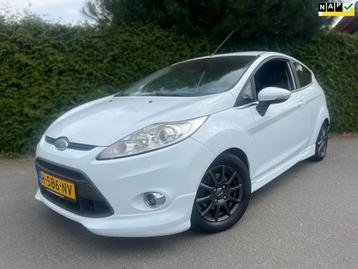 Ford Fiesta 1.4 97 PK Ghia Sport3-drs Leer ECC beschikbaar voor biedingen