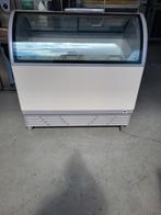 Juka ijsvitrine ijsvriezer bakkerij, Ophalen