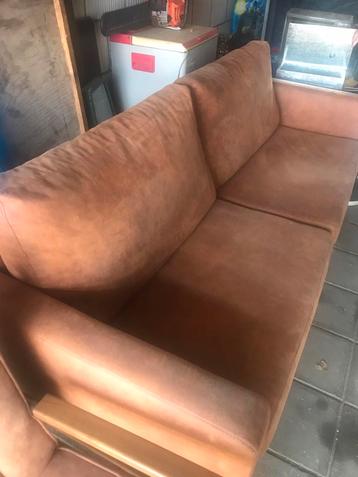 3 zitsbank met fauteuil  beschikbaar voor biedingen