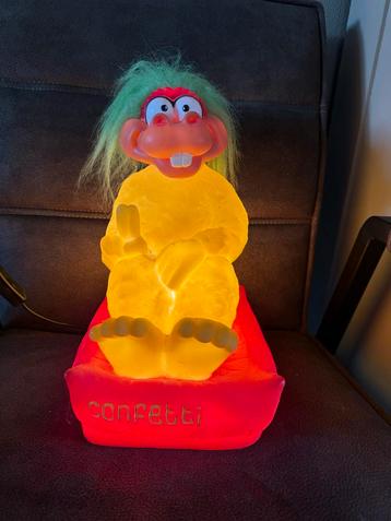 Vintage Confetti Lamp beschikbaar voor biedingen