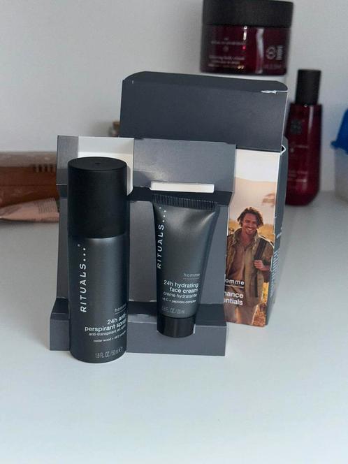 Rituals pakket, Sieraden, Tassen en Uiterlijk, Uiterlijk | Gezichtsverzorging, Nieuw, Verzorging, Gehele gezicht, Ophalen of Verzenden