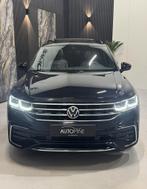 Volkswagen Tiguan 1.5 TSI 3x R-line|PANO||KEYLESS|SFEER|ACC|, 1441 kg, 150 pk, Leder en Stof, Zwart