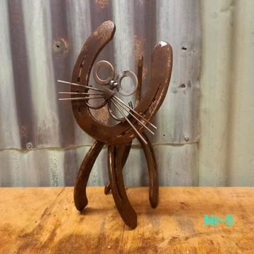 Metalen kat  - Hoefijzerkunst  - Upcycling  - Metal-Art 