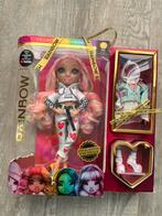 Rainbow High Kia Hart NIEUW, Verzamelen, Poppen, Ophalen of Verzenden, Nieuw, Fashion Doll
