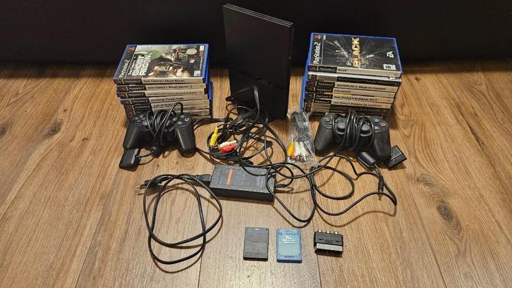 Playstation ps2 slim met 17 games, Spelcomputers en Games, Games | Sony PlayStation 2, Zo goed als nieuw, Shooter, 3 spelers of meer