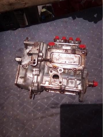 Mechanische Brandstofpomp Yanmar 4JH2E Nieuw beschikbaar voor biedingen