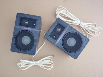 SuperTech geluidsboxjes - Max 100 Watt beschikbaar voor biedingen