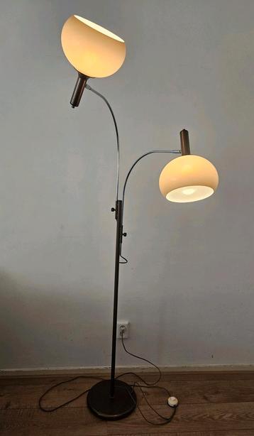 Vintage Dijkstra vloerlamp beschikbaar voor biedingen