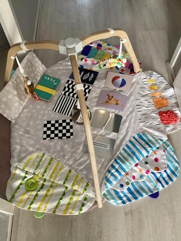 Lovery baby gym beschikbaar voor biedingen