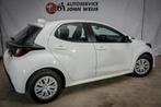 Toyota Yaris 1.0 VVT-i Active, achteruitrijcamera, airco, Voorwielaandrijving, Stof, Gebruikt, Wit