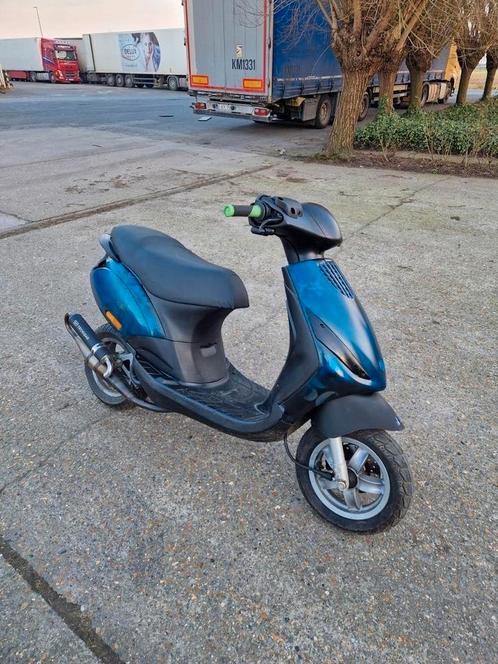 Zip 70cc 2takt 25kmh, Fietsen en Brommers, Scooters | Piaggio, Gebruikt, Zip, Maximaal 25 km/u, Tweetakt, Ophalen