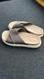 Splinternieuwe slippers van Happy Flops maat 35 met rekening, Kleding | Dames, Schoenen, Slippers, Nieuw, Ophalen of Verzenden