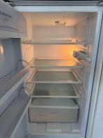 Ariston ingebouwde koelkast (Ariston built-in fridge), 200 liter of meer, 45 tot 60 cm, Ophalen, 85 tot 120 cm