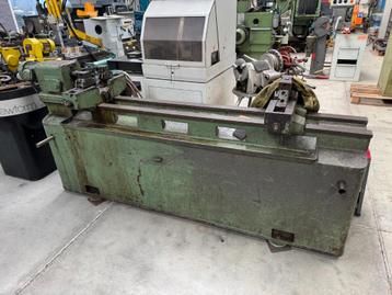 Center punt draaibank, goed werkende staat beschikbaar voor biedingen