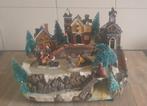 Zeer mooi Kerstdorpje met schaatsbaan 30 x 30 x 20, Ophalen, Zo goed als nieuw