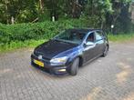 Golf 7 R-line 2014 1.2 APK 04-04-2026 virtual cockpit, Auto's, Volkswagen, Voorwielaandrijving, 4 cilinders, 610 kg, Zwart