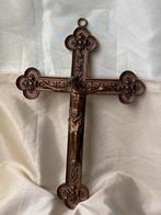 Bronzen Jezus aan het kruis - 19x28 cm, Antiek en Kunst, Antiek | Religie, Ophalen of Verzenden