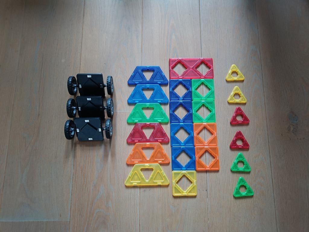 Playtive magnetische bouwset, Ophalen of Verzenden, Zo goed als nieuw, Bouwen