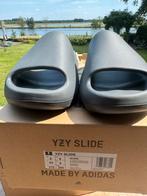 YEEZY YZY SLIDE ID2350 maat 43 / 9, Ophalen of Verzenden, Nieuw