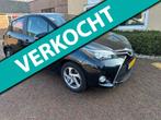 Toyota Yaris 1.5 Hybrid Lease NAVI CAMERA APK NAP DEALER OH, 1497 cc, Gebruikt, Euro 6, 4 cilinders