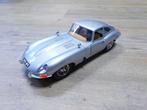 Bburago modelauto Jaguar E (1961) 1:18 zilver, Hobby en Vrije tijd, Modelauto's | 1:18, Ophalen of Verzenden, Zo goed als nieuw