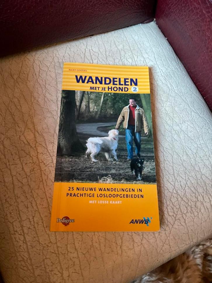 N. Gootjes - 2, Boeken, Dieren en Huisdieren, Zo goed als nieuw, Honden, Ophalen of Verzenden