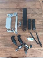Wii met 20 Games 2 Controllers Nunchucks en HDMI Adapter, Spelcomputers en Games, Ophalen of Verzenden, Gebruikt, Met 2 controllers