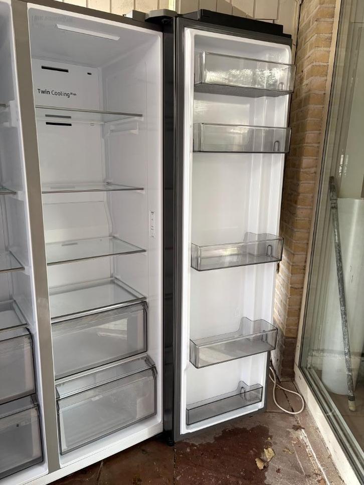 Amerikaanse koelkast Samsung met watertrap en ijsblokjes, Witgoed en Apparatuur, Koelkasten en IJskasten, Zo goed als nieuw, Met aparte vriezer