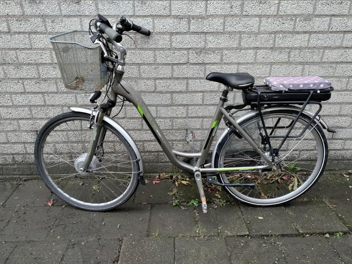 Vogue basic opknapper, Fietsen en Brommers, Elektrische fietsen, Gebruikt, Overige merken, 47 tot 51 cm, Ophalen of Verzenden