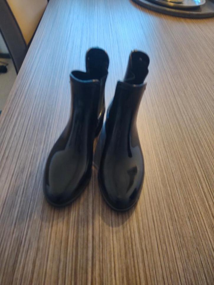 Zwarte lak instap enkel regenlaarsjes maat 41, Kleding | Dames, Schoenen, Zo goed als nieuw, Regenlaarzen, Zwart, Ophalen