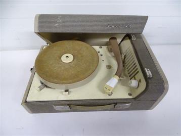 A6372. Philips Platenspeler AG-9146 beschikbaar voor biedingen