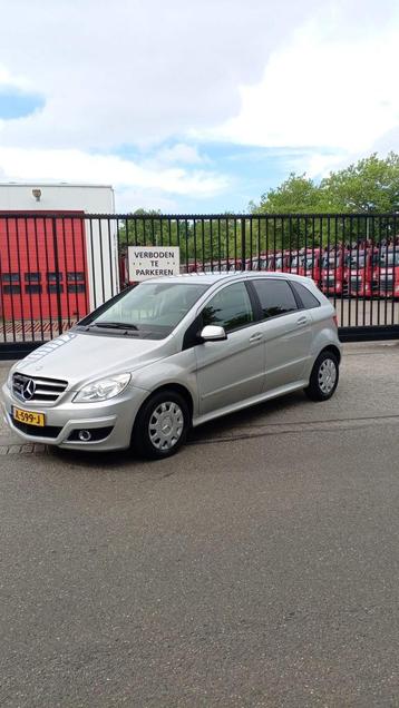 Mercedes-Benz B-Klasse 1.7 B170 5DRS 2009 Grijs beschikbaar voor biedingen