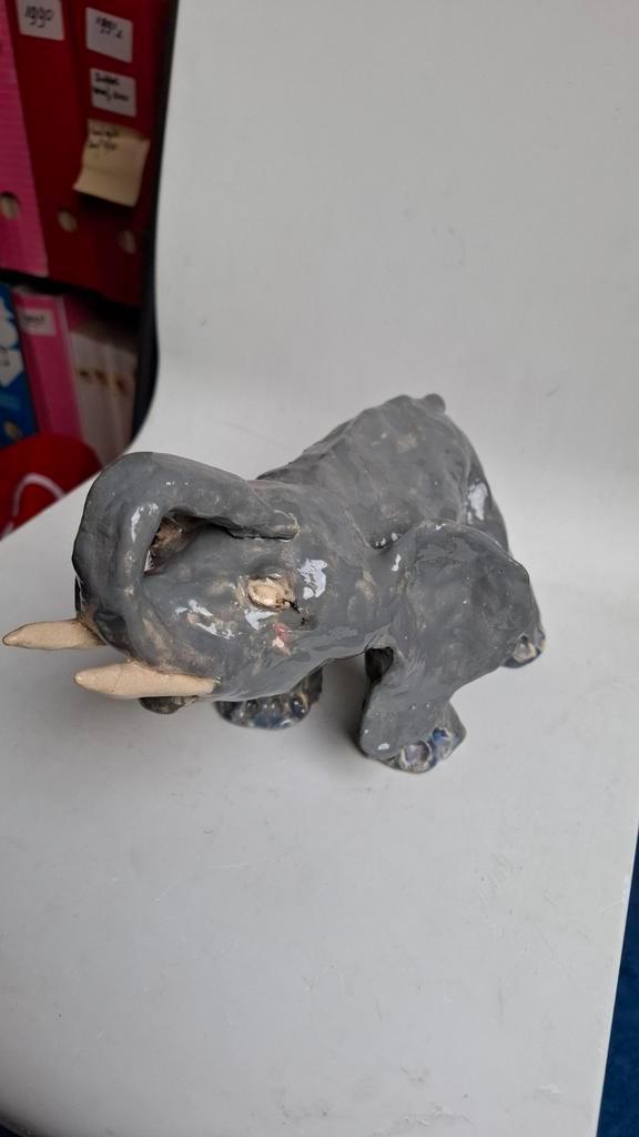 KERAMIEK OLIFANT, Antiek en Kunst, Antiek | Keramiek en Aardewerk, Ophalen of Verzenden