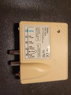 Tratec FRA 752N Antenne Versterker, Ophalen of Verzenden, Gebruikt, Minder dan 2 meter, Tv-kabel