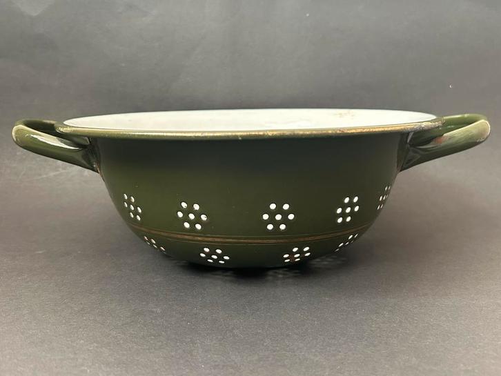 Donker Groen Vergiet met Gouden Bies, Antiek en Kunst, Antiek | Emaille, Ophalen of Verzenden