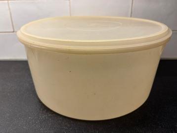 Tupperware trommel bus voorraadbak wasemmer 12,5 liter groot beschikbaar voor biedingen