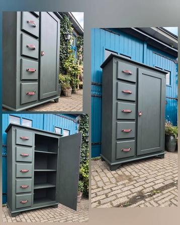 Meidenkast spekkast army green NIEUW ️ beschikbaar voor biedingen