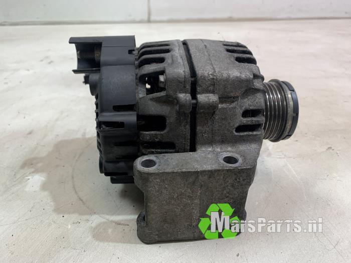 Dynamo van een Fiat Punto Grande, Auto-onderdelen, Motor en Toebehoren, Fiat, Gebruikt, 6 maanden garantie, 12 maanden garantie