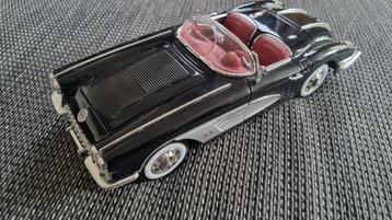 Chevrolet Corvette 1958 Motormax, 1:18 beschikbaar voor biedingen