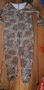 Nieuw tijgerprint jumpsuit/huispak, Kleding | Dames, Huispakken, Ophalen of Verzenden, Nieuw, Maat 42/44 (L), Bruin