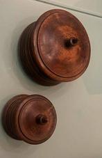 2 Houten Antieke Potjes met deksel, Ophalen of Verzenden