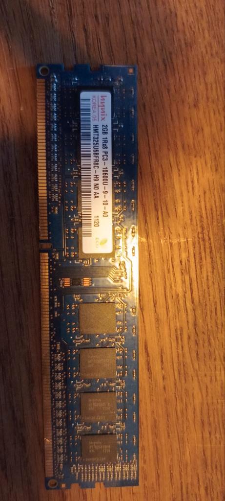 Hynix 2GB DDR3 RAM - PC3-10600U, Computers en Software, RAM geheugen, Gebruikt, Desktop, DDR3, Ophalen of Verzenden