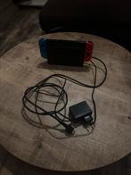 Nintendo Switch - Goede Staat, Incl. Oplader, Spelcomputers en Games, Spelcomputers | Nintendo Switch, Ophalen, Gebruikt, Met 2 controllers