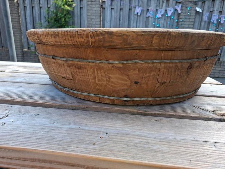 Oude houten olijfbak - Rustiek & Decoratief, Huis en Inrichting, Woonaccessoires | Schalen en Manden, Rechthoekig, Hout, Ophalen