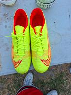 Nike voetbalschoenen, Sport en Fitness, Voetbal, Ophalen of Verzenden, Zo goed als nieuw, Schoenen