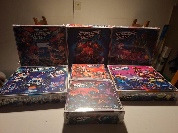 Starcadia quest kickstarter all-in, Hobby en Vrije tijd, Gezelschapsspellen | Bordspellen, Zo goed als nieuw, Ophalen of Verzenden