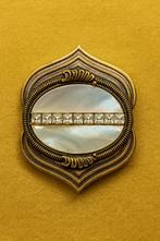 Vintage Ermani Bulatti Broche – Parelmoer & Kristal, Sieraden, Tassen en Uiterlijk, Broches, Overige materialen, 4 tot 7 cm, Gebruikt